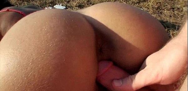  Sex in a field with a latina 4